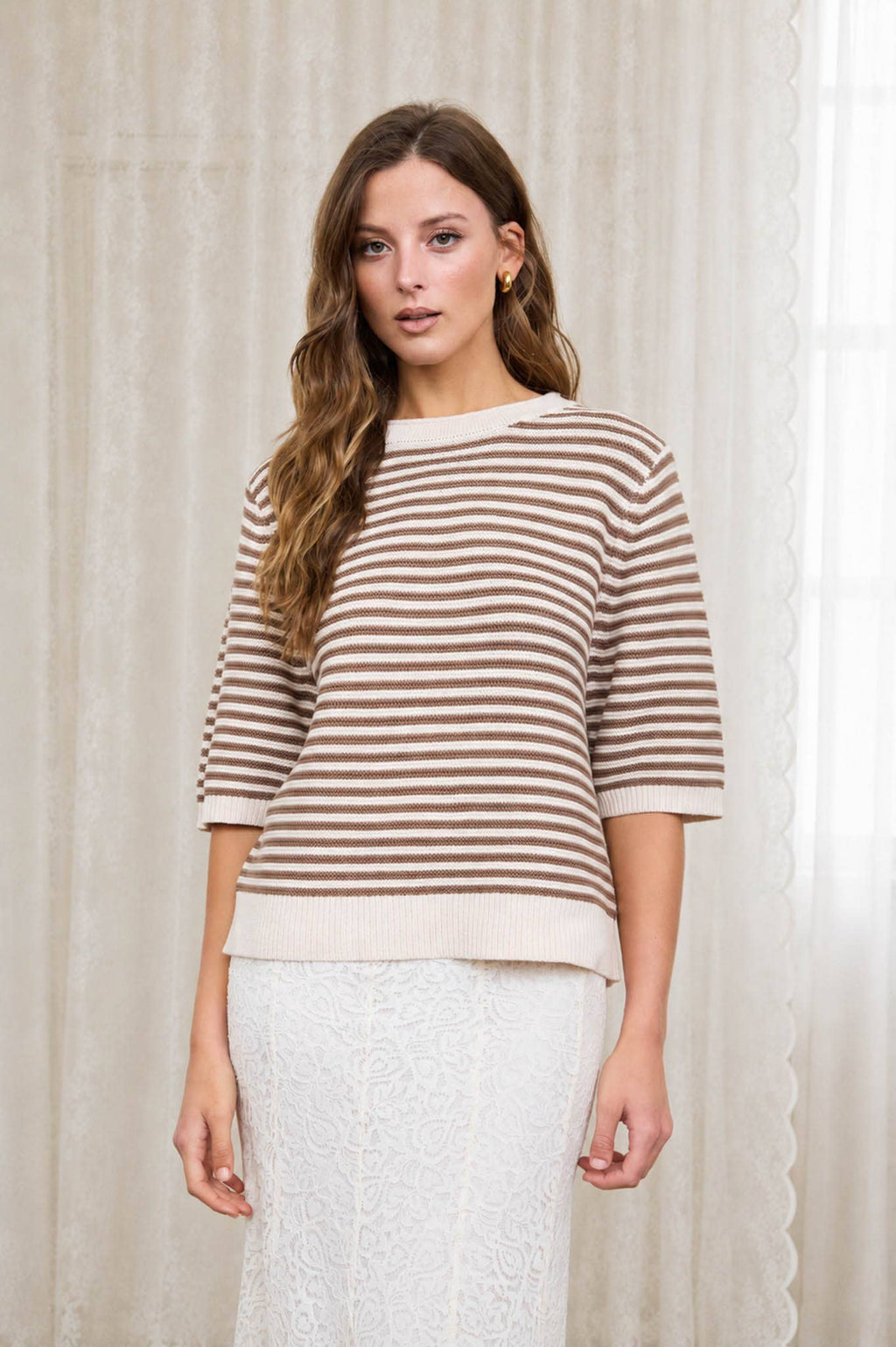 TEXTURED STRIPE CREW NECK HALF SLEEVE SWEATER : CREAM